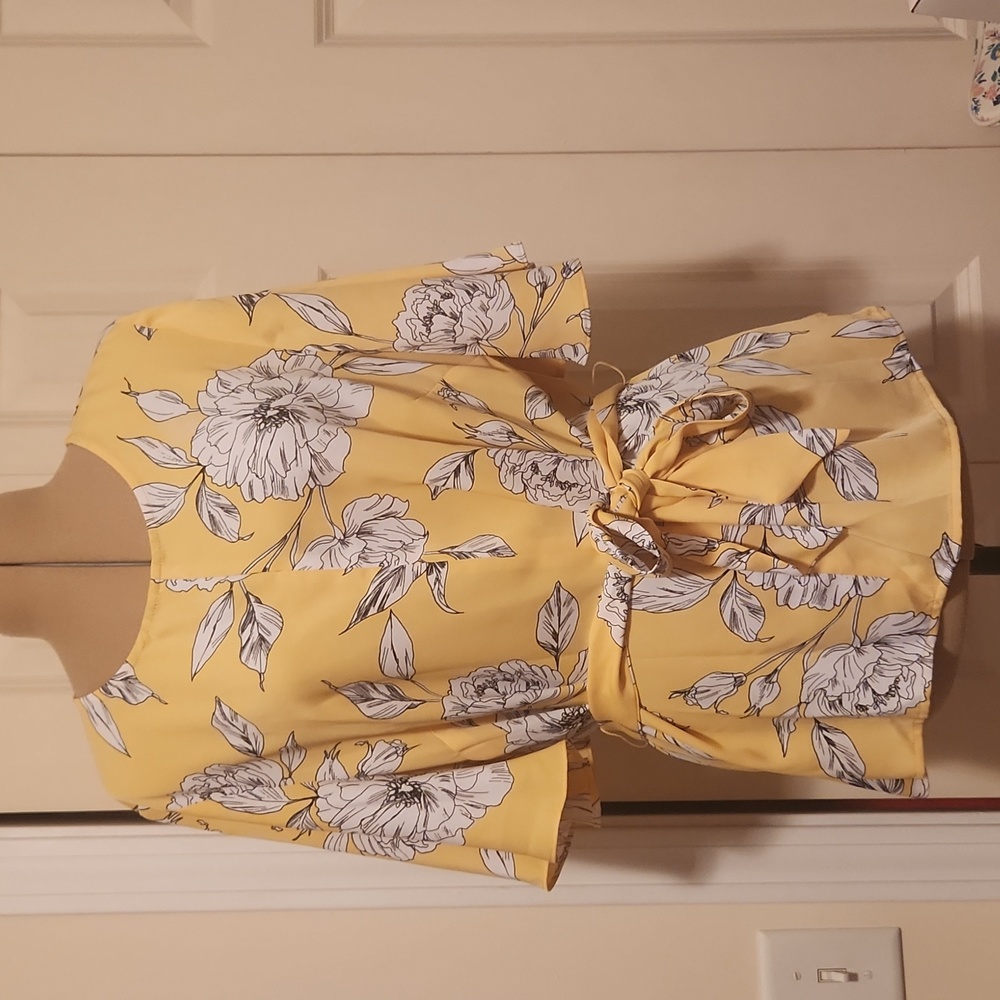 Yellow dressy floral shirt